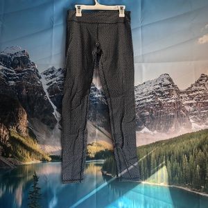 Ivivva Grey and White Patterned Leggings | Size 14